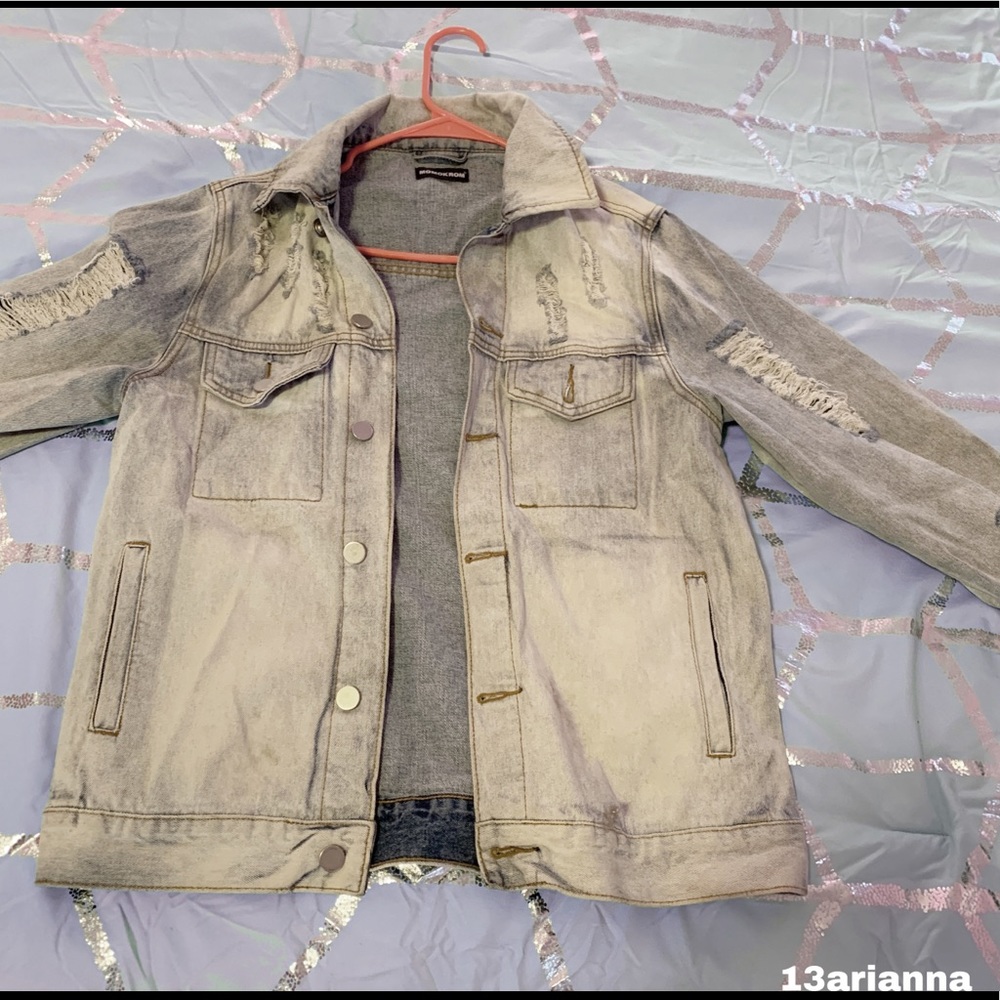 MomoKrom Distressed Light Wash Jean Jacket 🧼